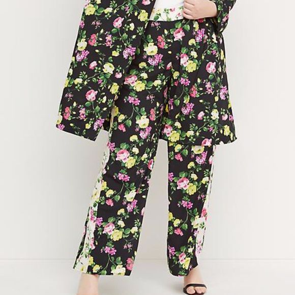 Lane Bryant Pants - Lane Bryant Floral Wide Leg Pant NWT Size 10/12